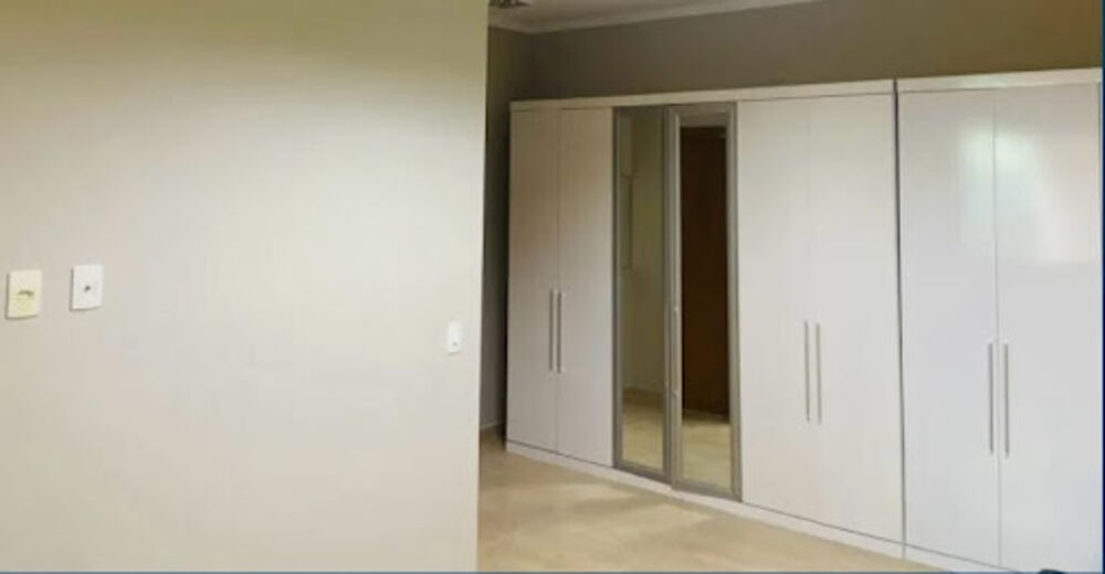 Casa de Condomínio para alugar com 5 quartos, 320m² - Foto 11