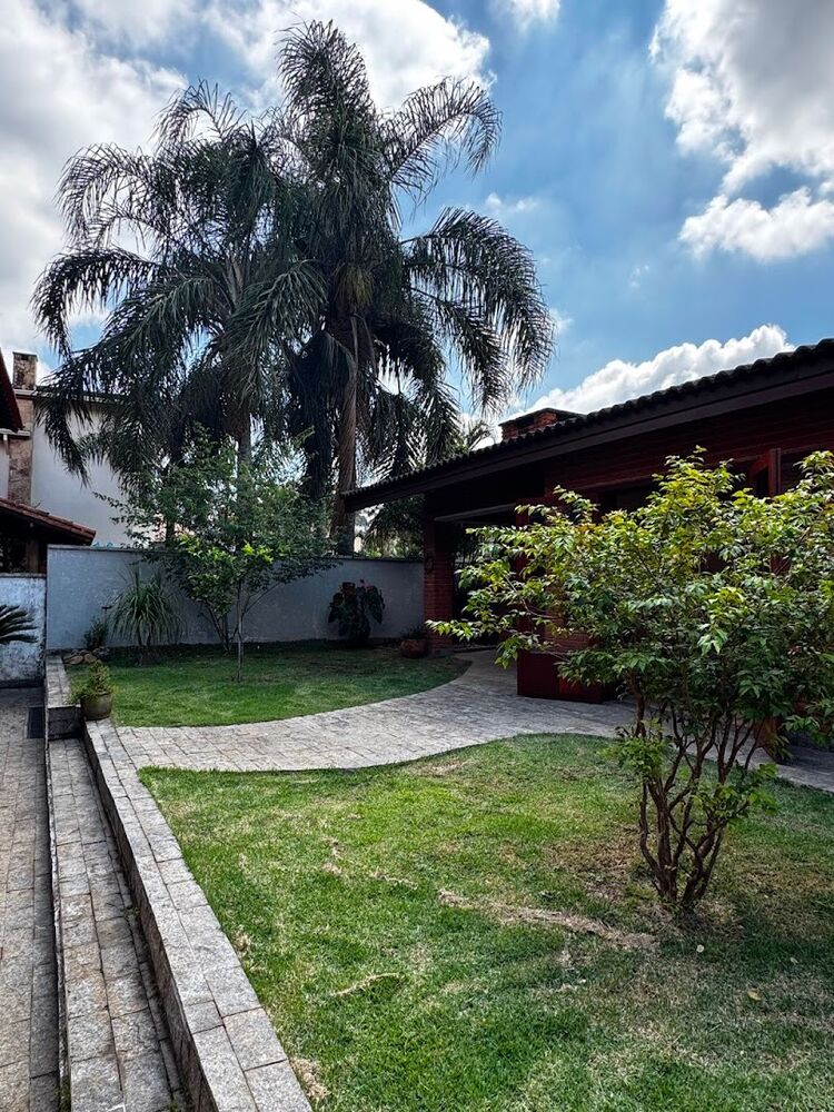 Casa de Condomínio à venda com 3 quartos, 310m² - Foto 3