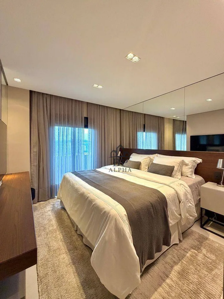 Apartamento, 3 quartos, 144 m² - Foto 2