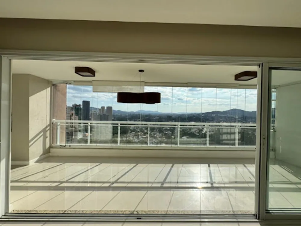 Apartamento, 3 quartos, 196 m² - Foto 2