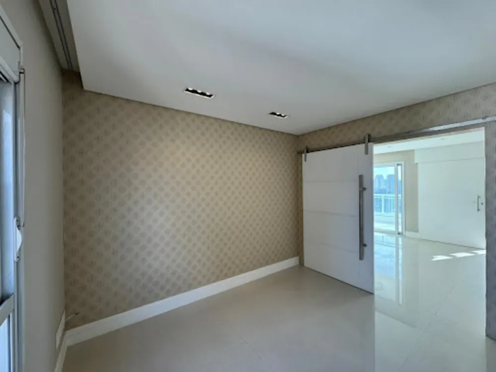 Apartamento, 3 quartos, 196 m² - Foto 3
