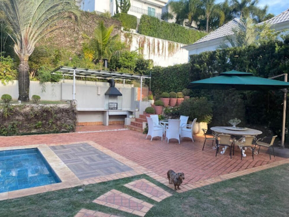 Casa de Condomínio para alugar com 4 quartos, 600m² - Foto 16