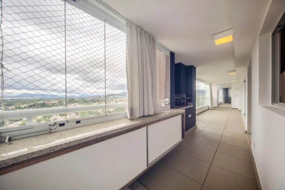 Apartamento, 3 quartos, 200 m² - Foto 1