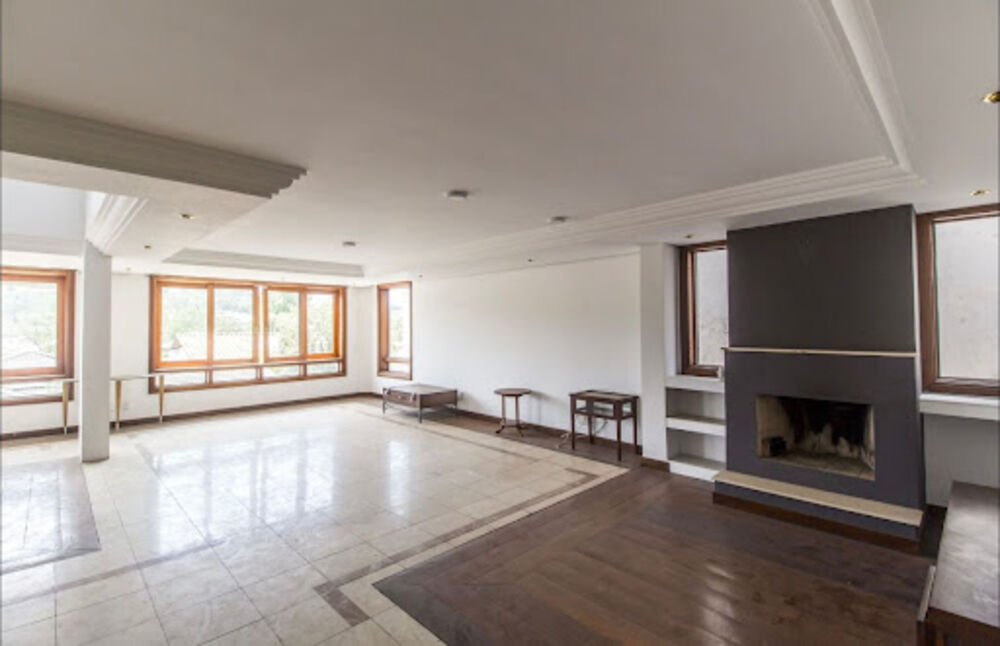 Casa de Condomínio à venda e aluguel com 4 quartos, 635m² - Foto 3