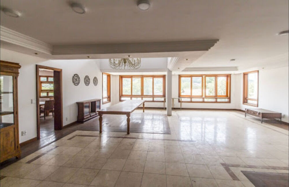 Casa de Condomínio à venda e aluguel com 4 quartos, 635m² - Foto 10