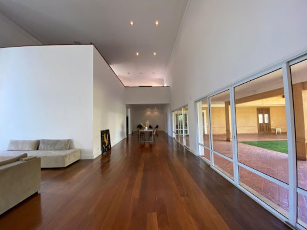 Casa de Condomínio para alugar com 3 quartos, 640m² - Foto 18