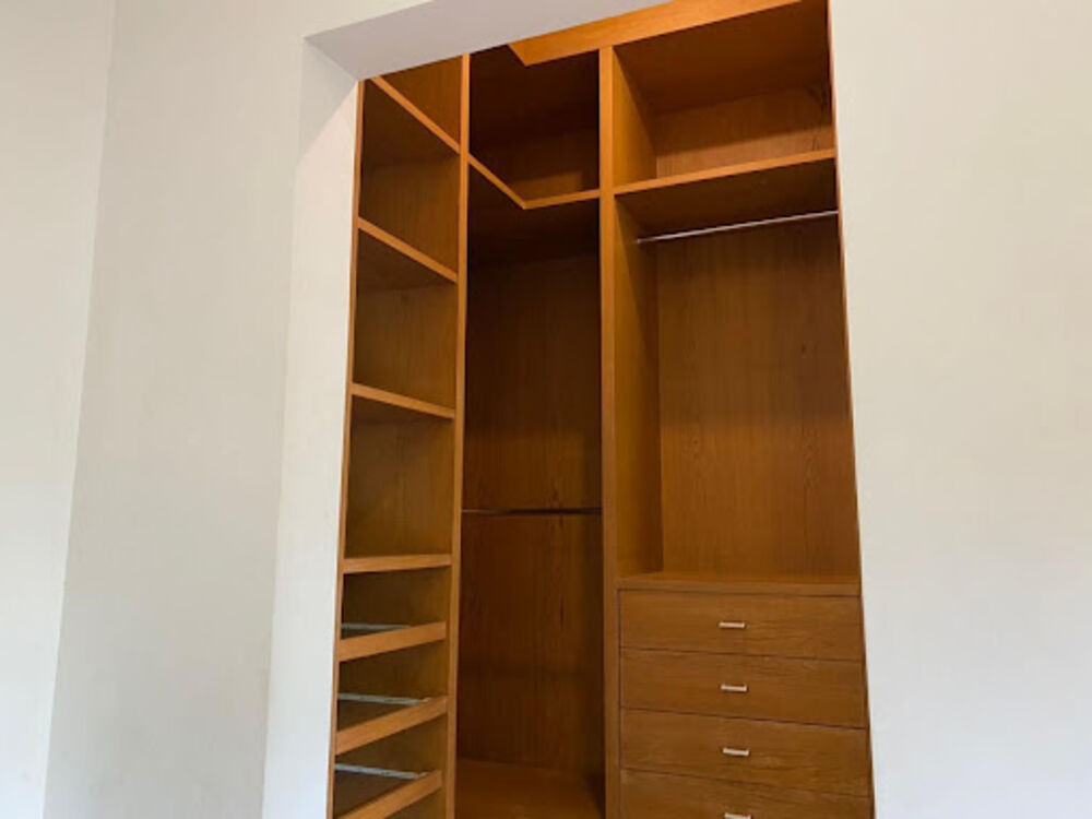 Casa de Condomínio para alugar com 3 quartos, 640m² - Foto 2