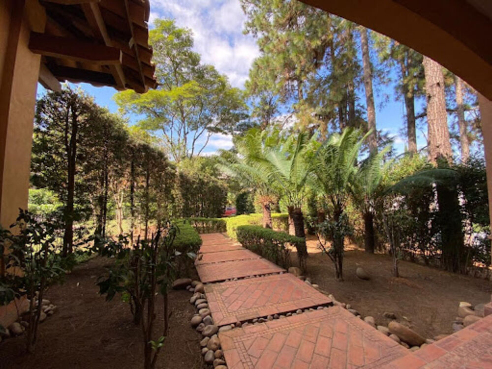 Casa de Condomínio para alugar com 3 quartos, 640m² - Foto 16