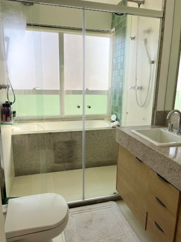 Apartamento, 3 quartos, 202 m² - Foto 2
