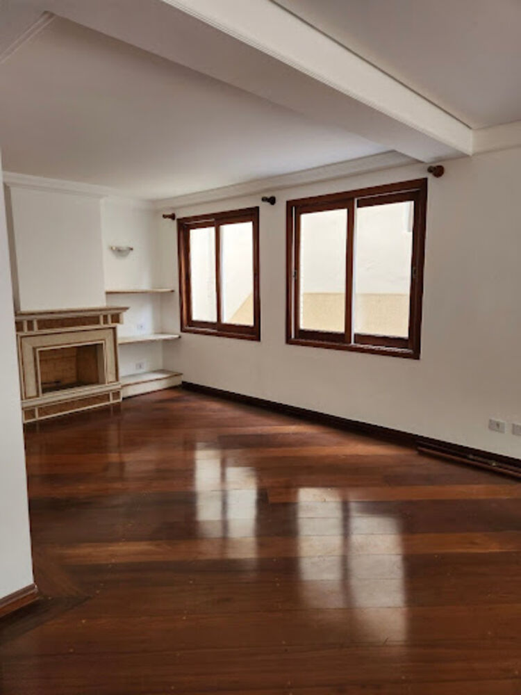Casa de Condomínio à venda e aluguel com 4 quartos, 550m² - Foto 8