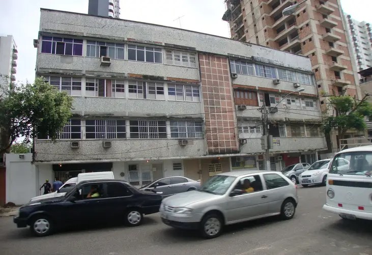 Apartamento à venda com 3 quartos, 130m² - Foto 6