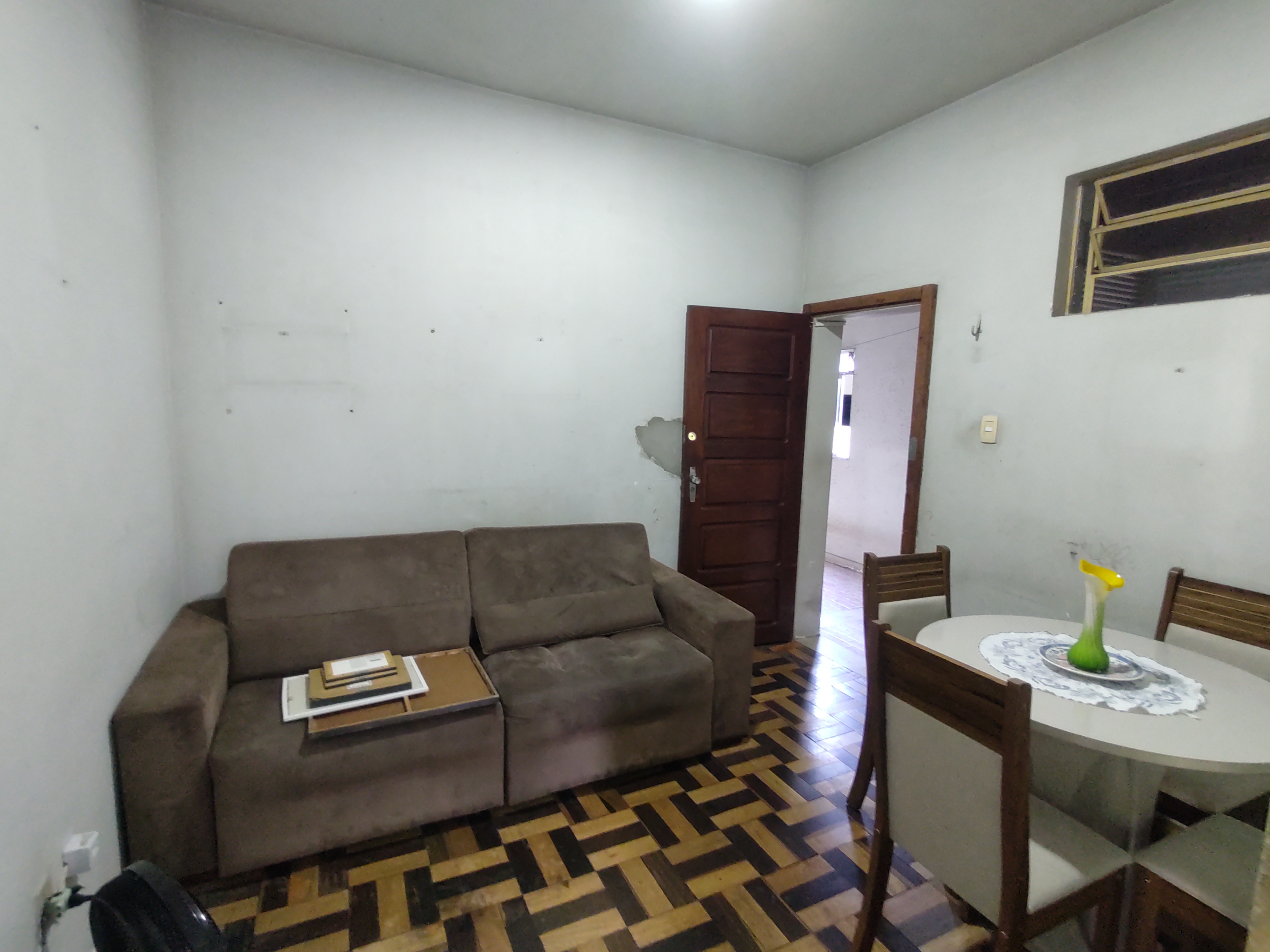 Apartamento à venda com 3 quartos, 130m² - Foto 1