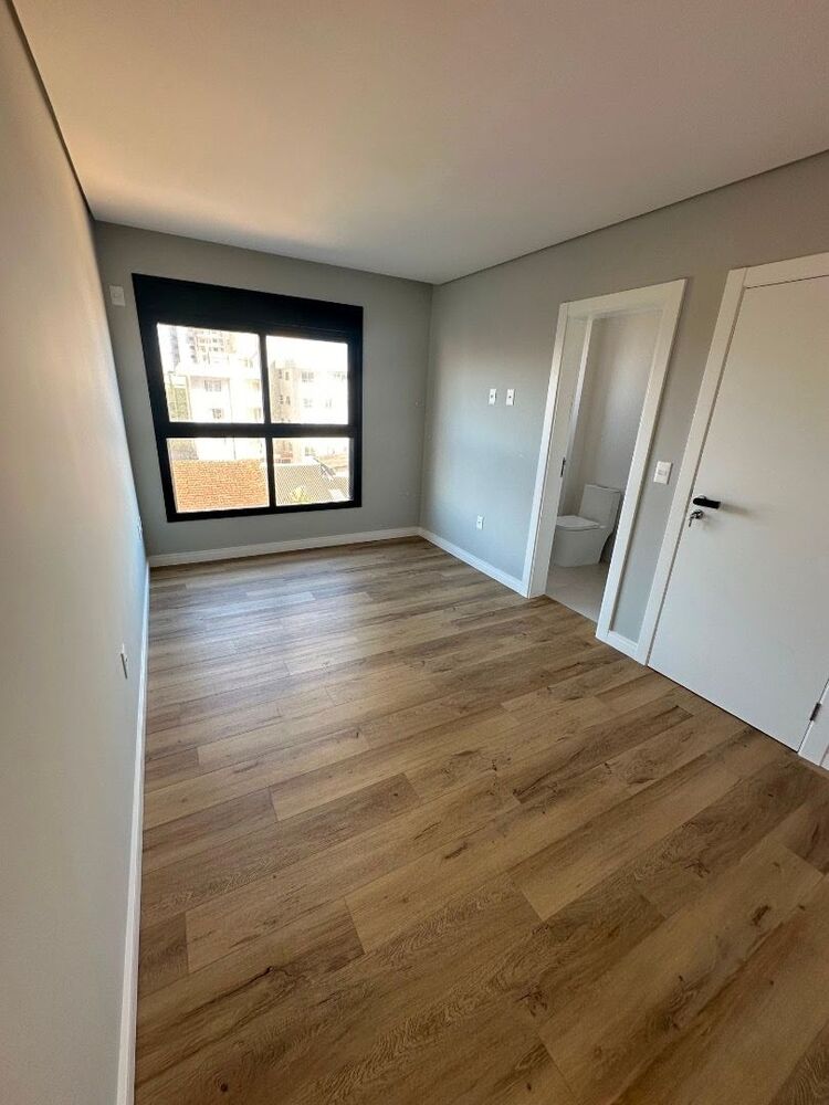 Apartamento, 3 quartos, 145 m² - Foto 1