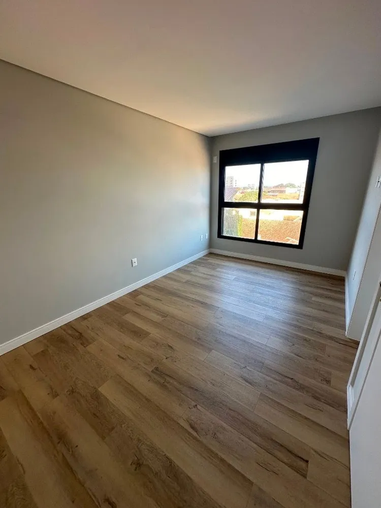 Apartamento, 3 quartos, 145 m² - Foto 2