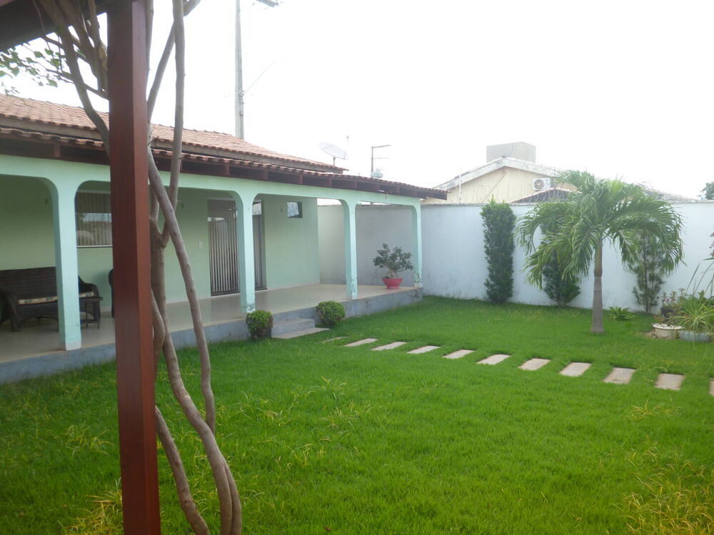 Casa à venda com 1 quarto, 180m² - Foto 2