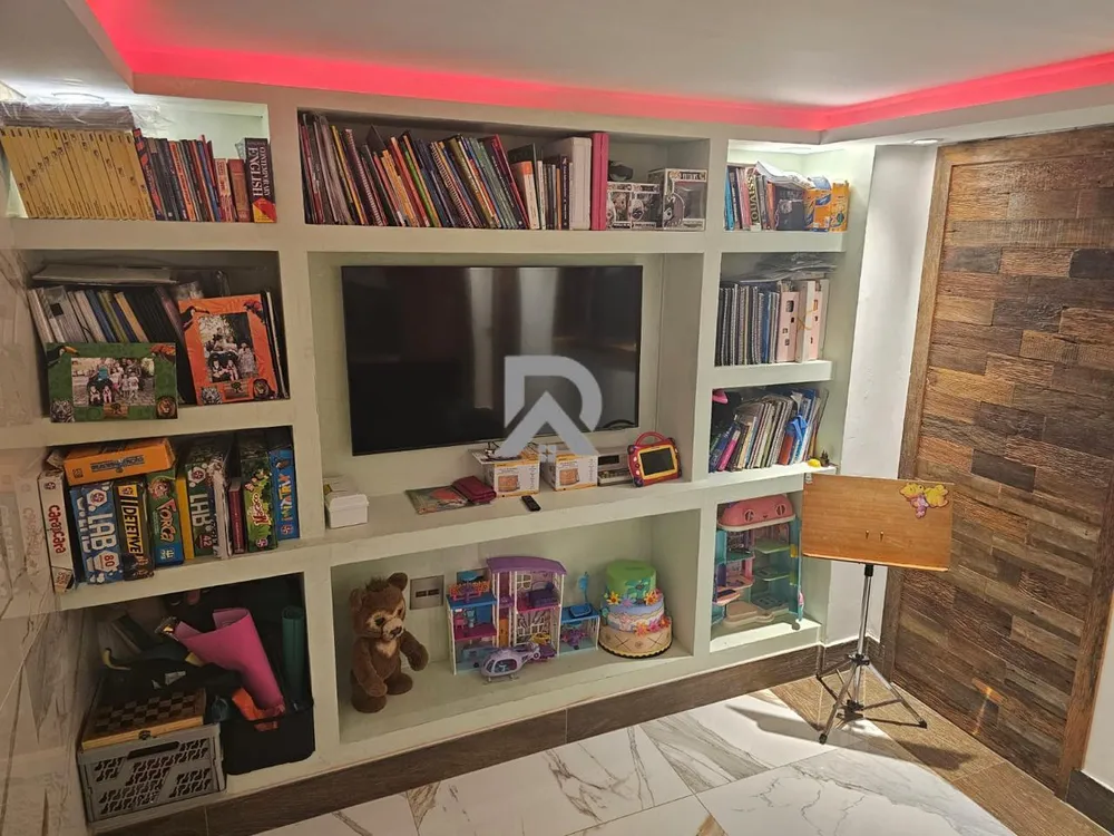Casa, 5 quartos, 330 m² - Foto 12