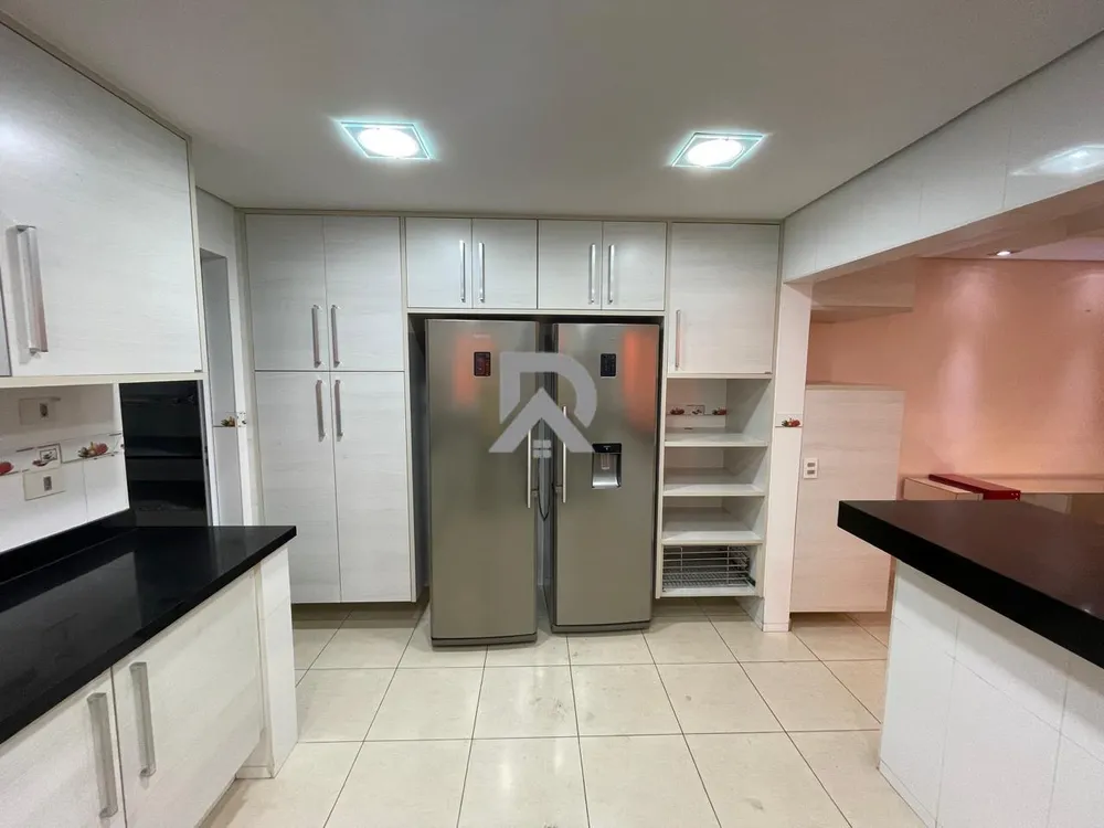 Casa, 4 quartos, 228 m² - Foto 18
