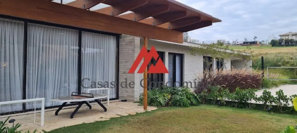 Casa, 5 quartos, 2040 m² - Foto 1