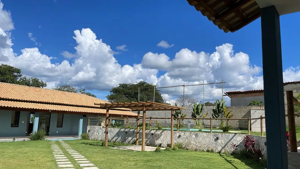 Sítio, 3 quartos, 300 m² - Foto 1