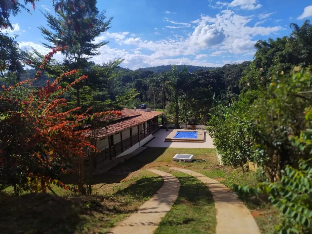 Sítio, 3 quartos, 250 m² - Foto 2