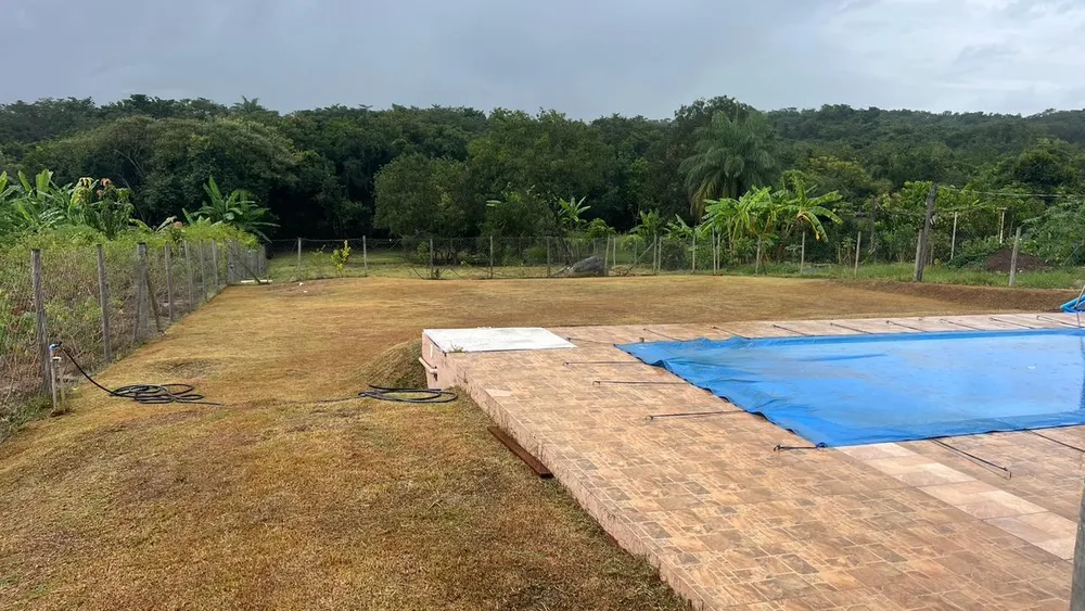 Sítio, 3 quartos, 15 m² - Foto 1