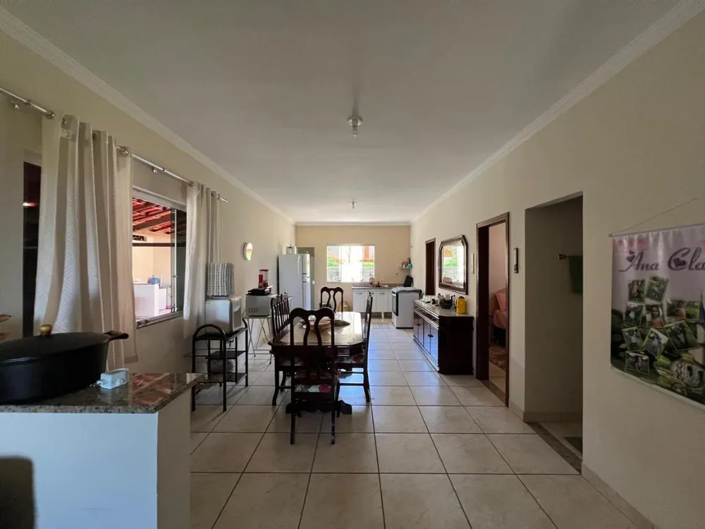 Sítio, 3 quartos, 10 m² - Foto 1