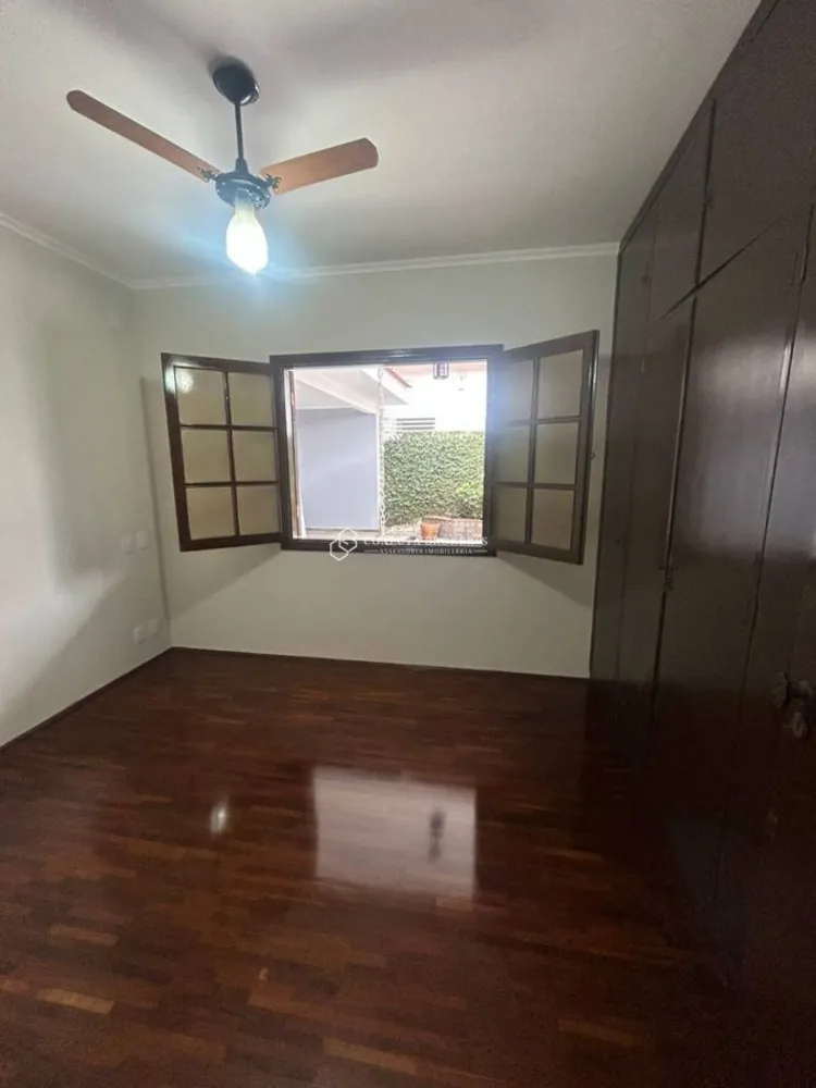Casa, 4 quartos, 200 m² - Foto 2