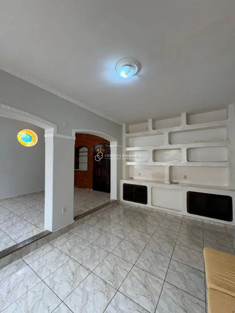 Casa, 3 quartos, 180 m² - Foto 1