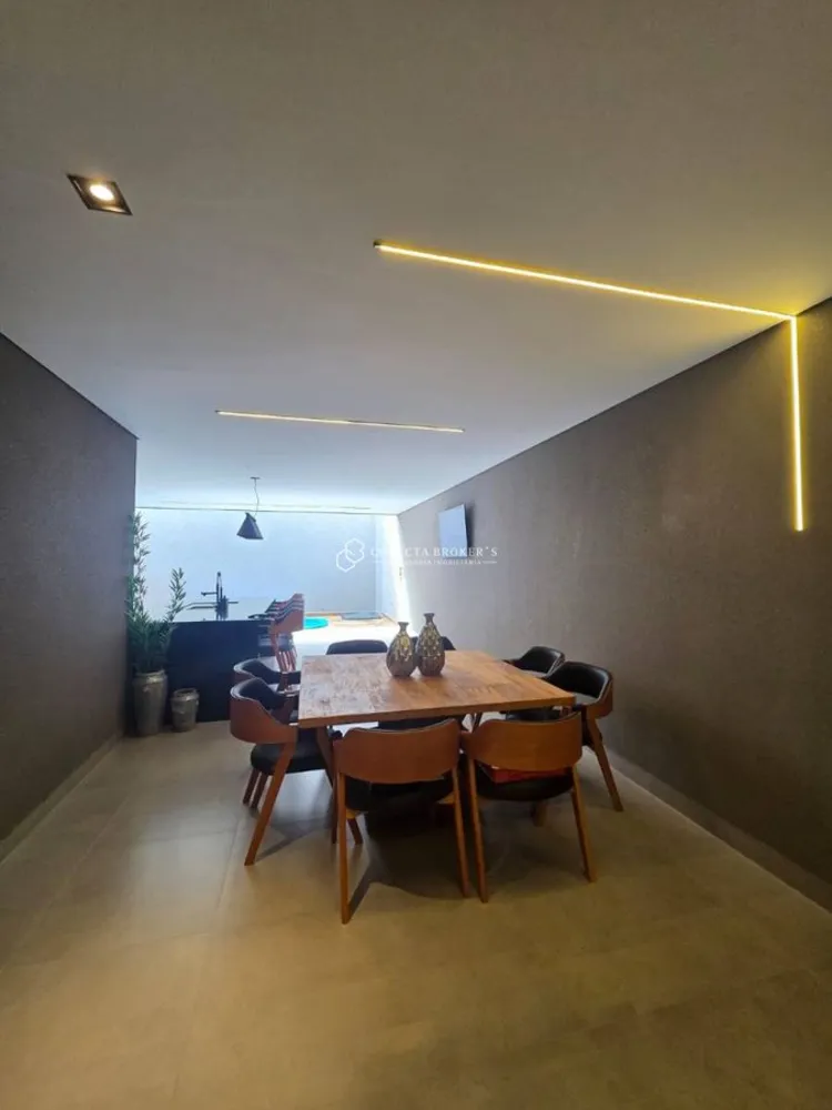 Casa, 3 quartos, 220 m² - Foto 3