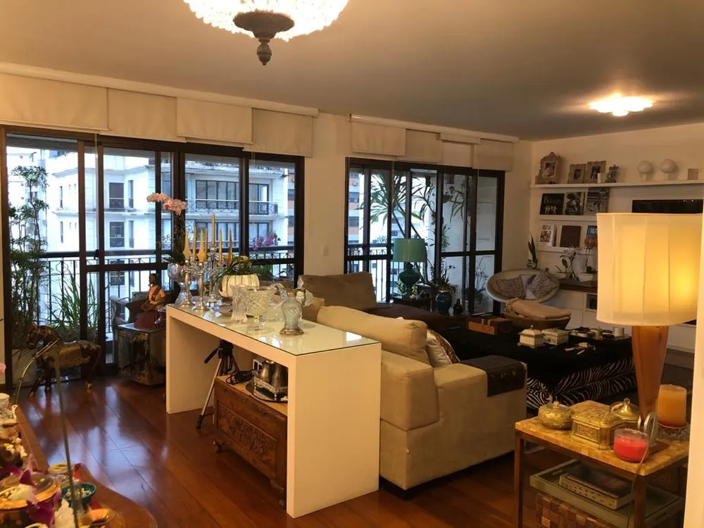 Apartamento, 3 quartos, 180 m² - Foto 1