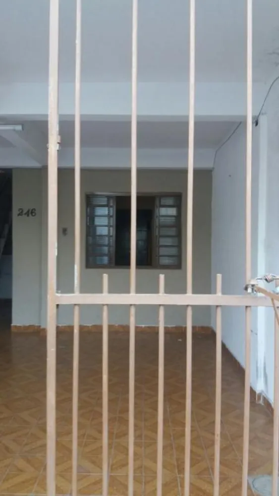 Casa, 2 quartos, 150 m² - Foto 1