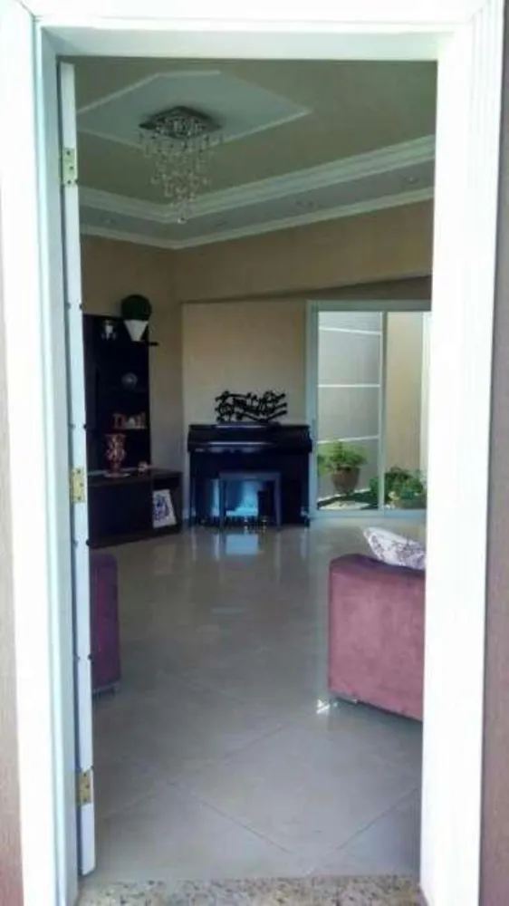 Casa, 3 quartos, 152 m² - Foto 4
