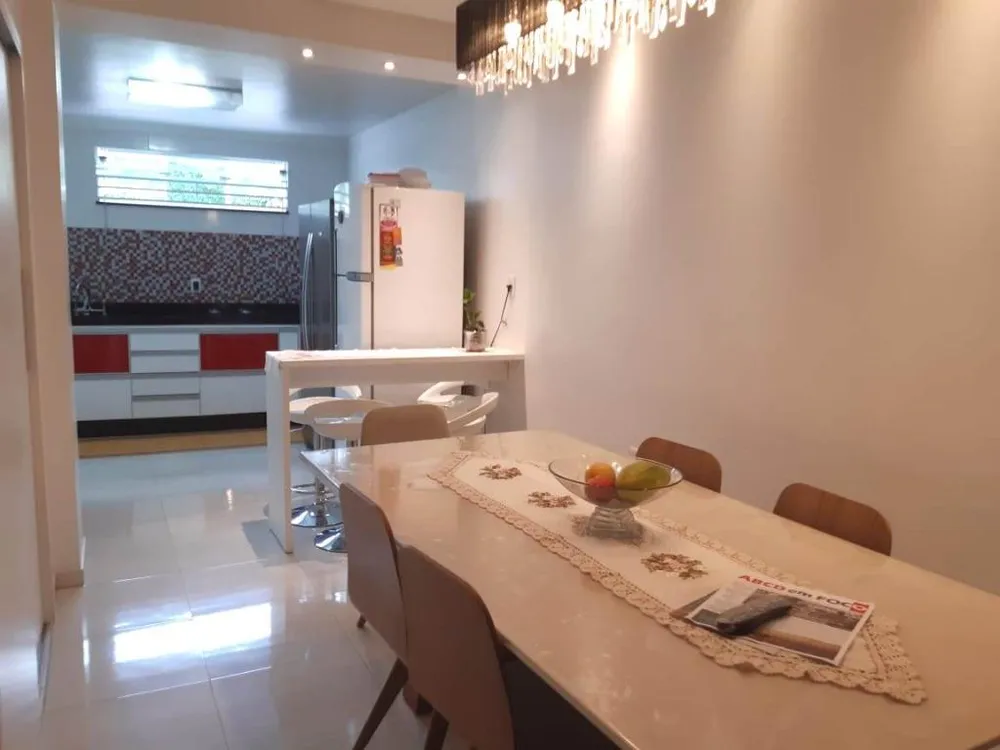 Sobrado, 3 quartos, 187 m² - Foto 1