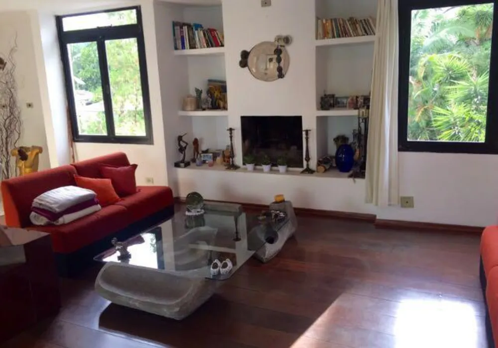 Casa, 5 quartos, 1485 m² - Foto 1