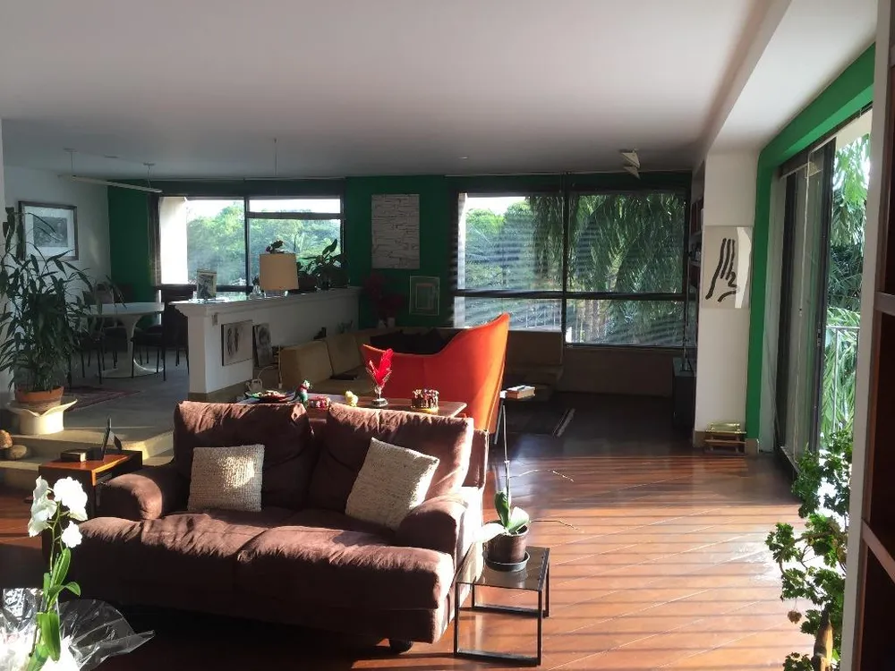Apartamento, 4 quartos, 275 m² - Foto 1