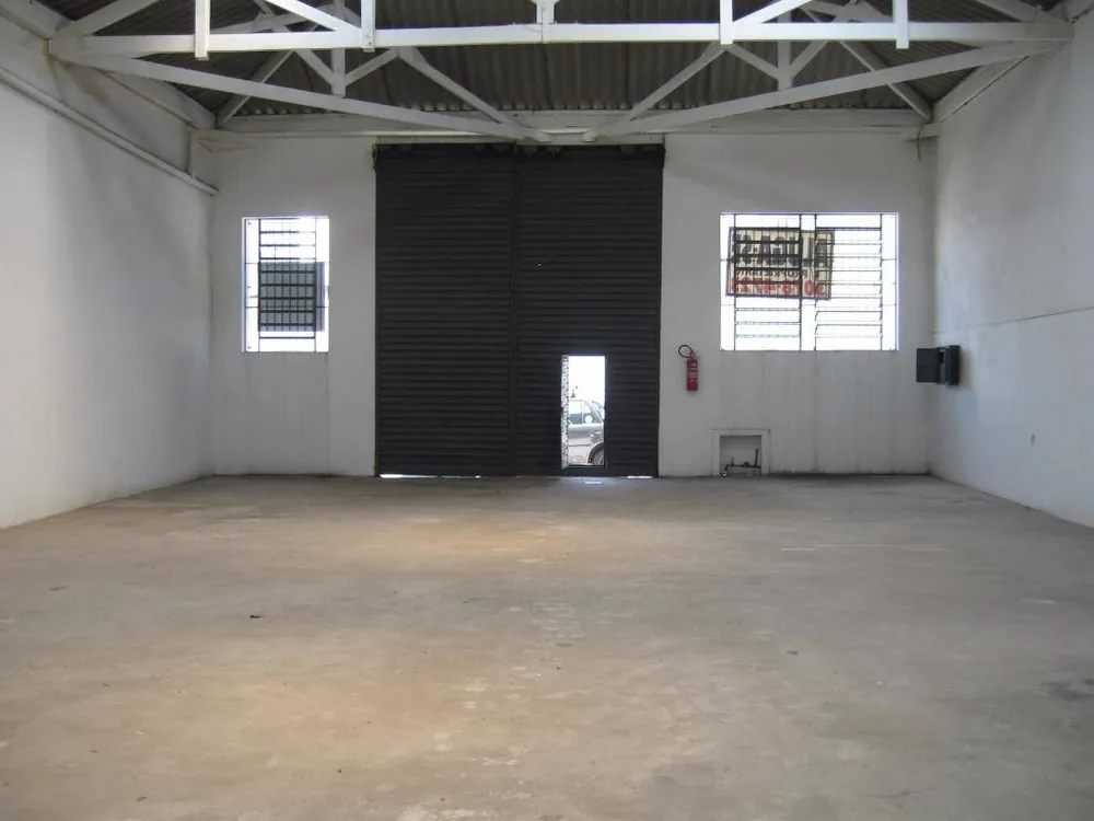 Depósito-Galpão, 240 m² - Foto 2
