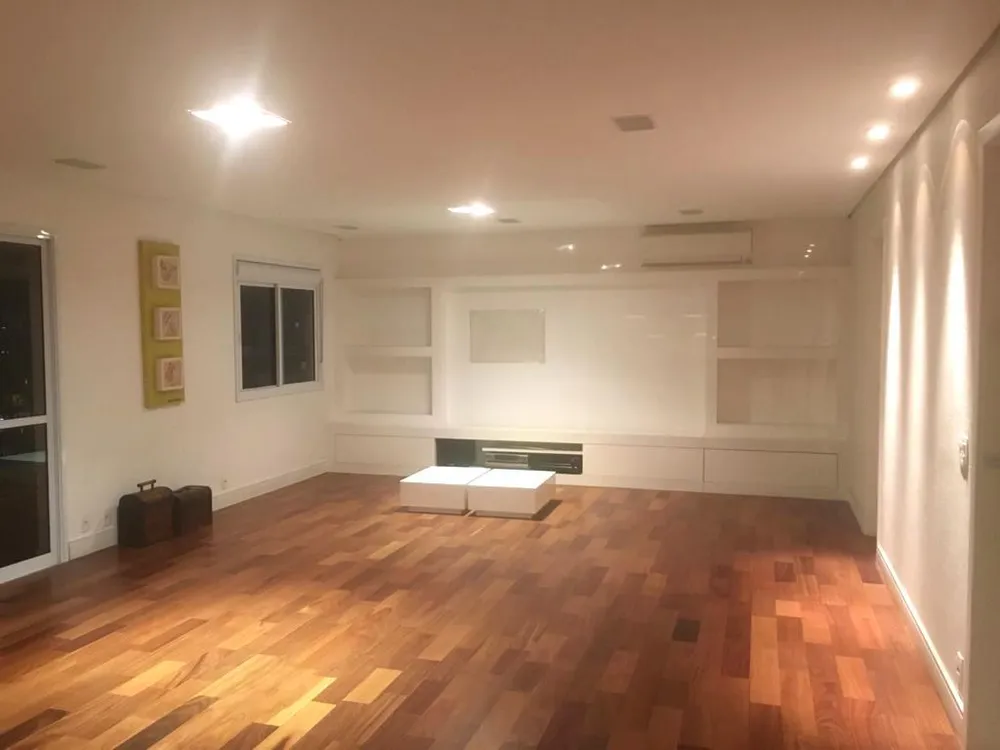 Apartamento, 3 quartos, 213 m² - Foto 4