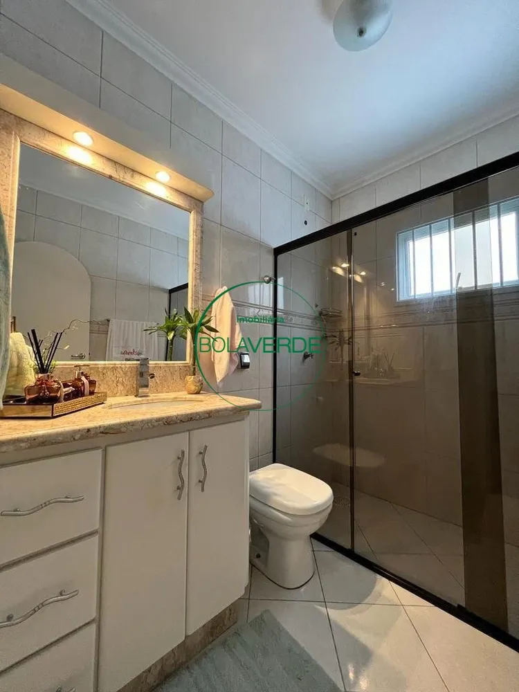 Casa, 3 quartos, 240 m² - Foto 17