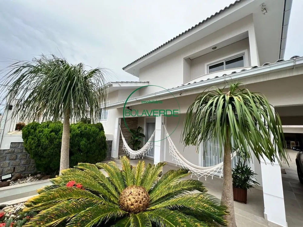 Casa, 3 quartos, 240 m² - Foto 1