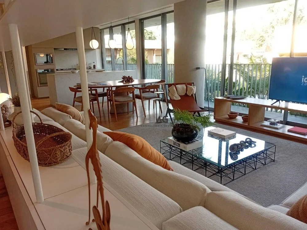 Apartamento, 3 quartos, 148 m² - Foto 1