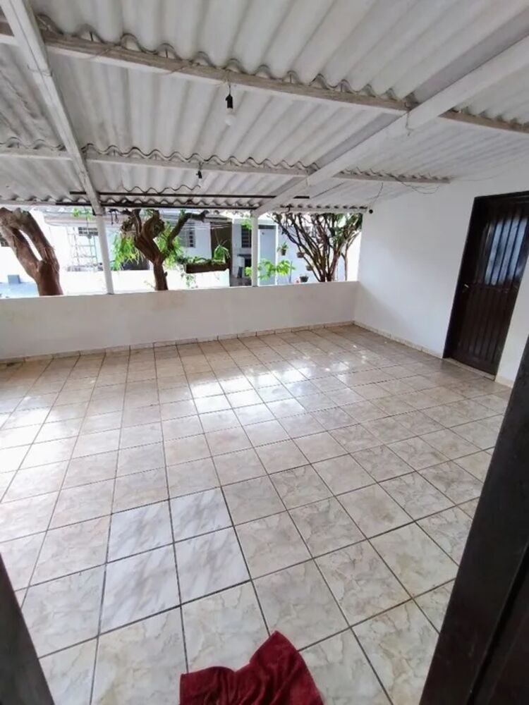 Casa à venda com 3 quartos, 240m² - Foto 10