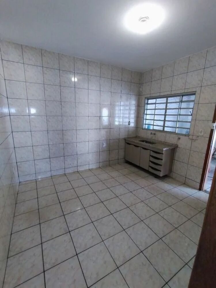 Casa à venda com 3 quartos, 240m² - Foto 17