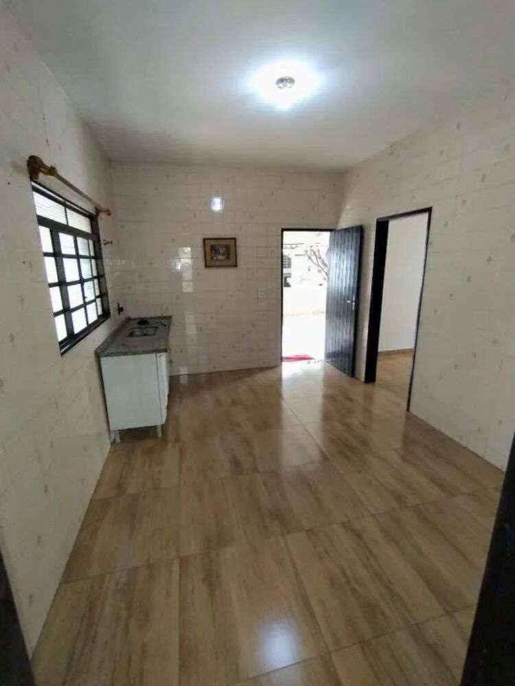 Casa à venda com 3 quartos, 240m² - Foto 9