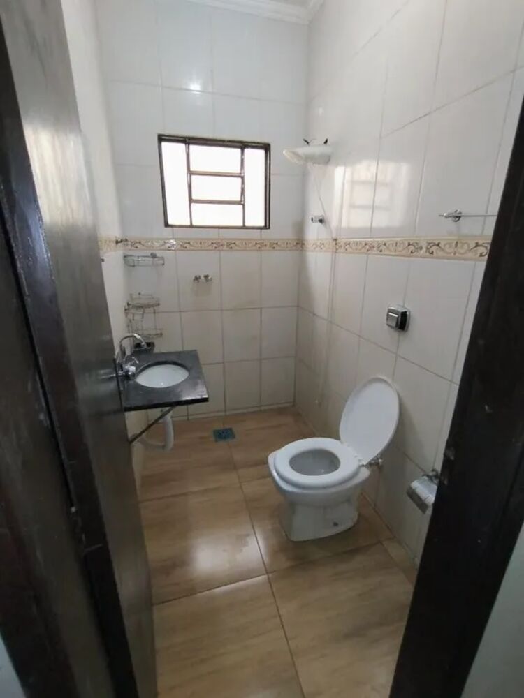 Casa à venda com 3 quartos, 240m² - Foto 8