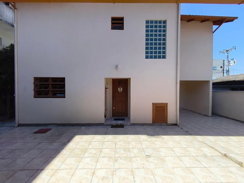 Casa, 5 quartos, 205 m² - Foto 5