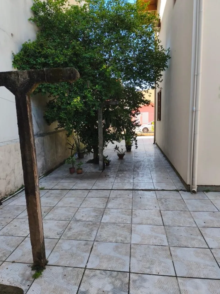 Casa, 5 quartos, 205 m² - Foto 2