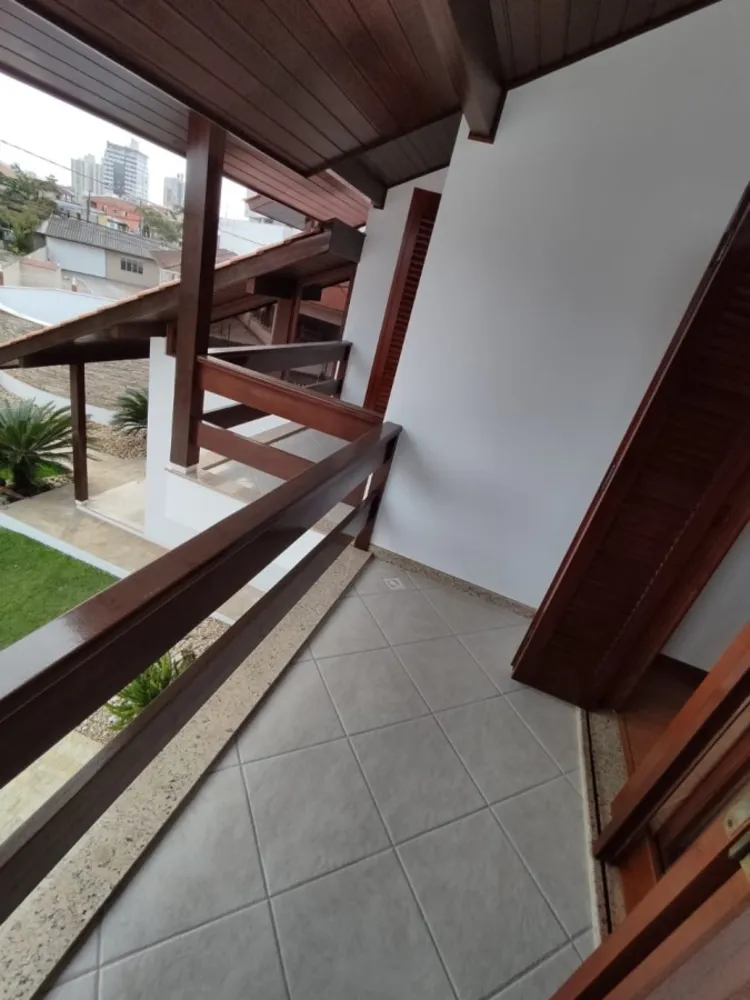 Casa, 4 quartos, 249 m² - Foto 10