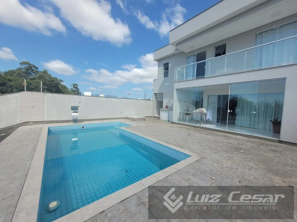 Casa, 2 quartos, 220 m² - Foto 1