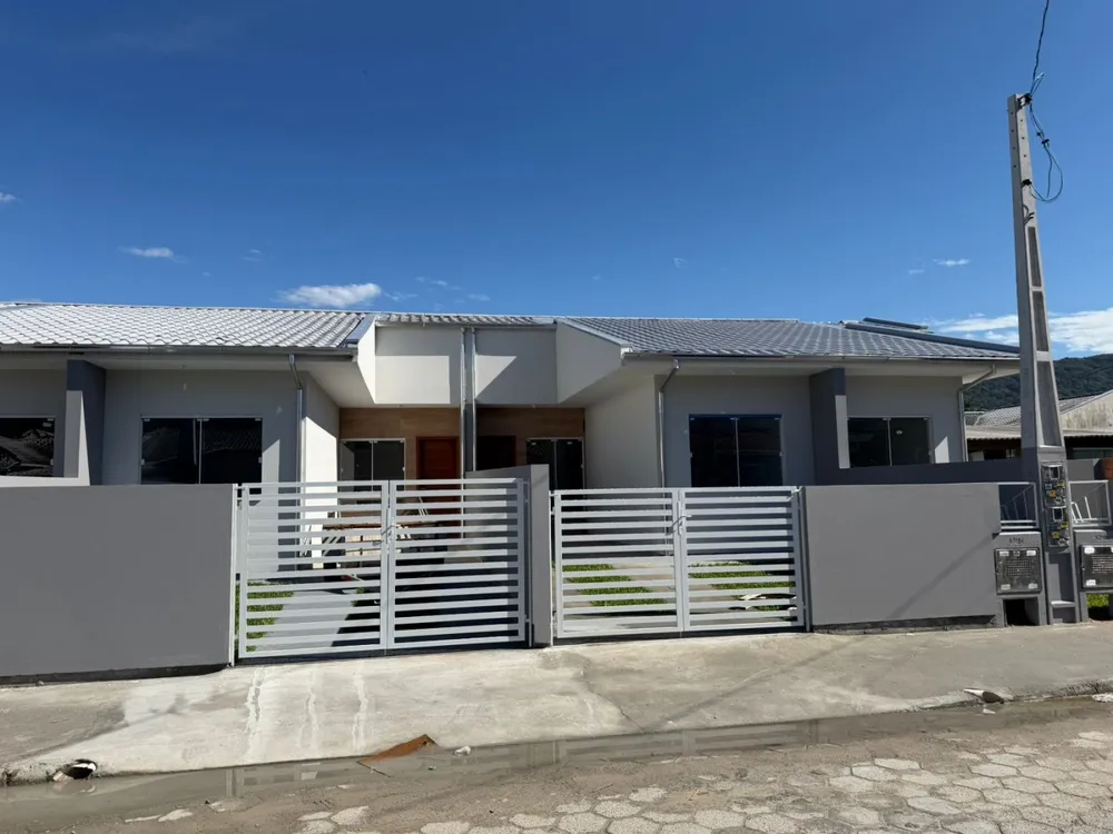 Casa, 2 quartos, 54 m² - Foto 1