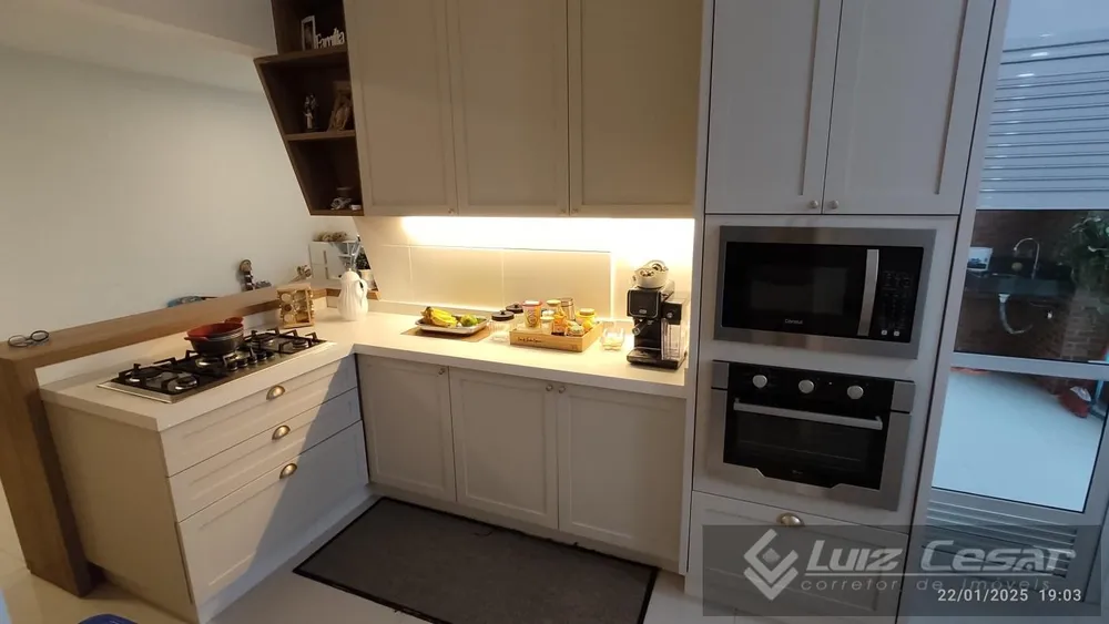 Apartamento, 3 quartos, 179 m² - Foto 2